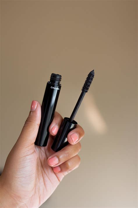 chanel le volume mascara before and after|chanel le volume mascara black.